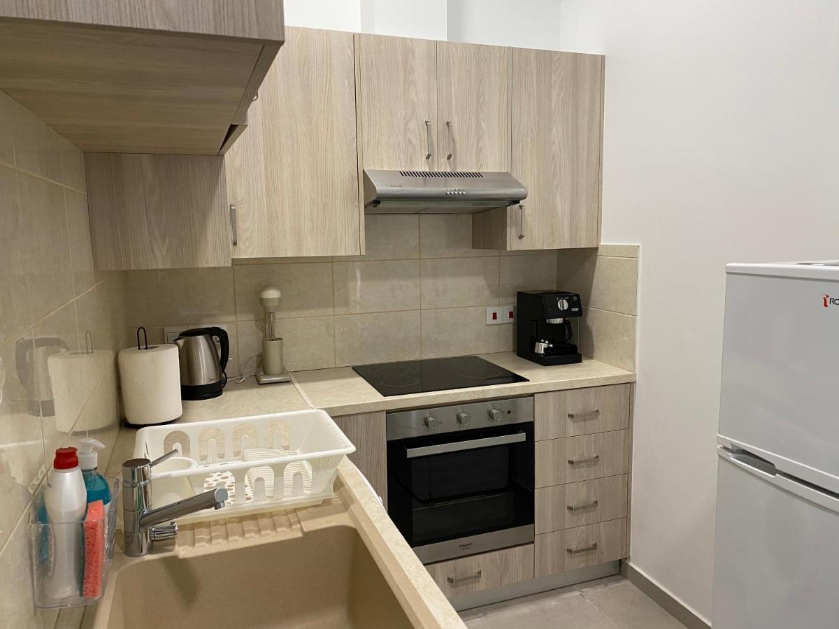Modern City Center Apartment Saripolou 2 Limasol Dış mekan fotoğraf